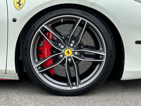 Used 2017 Ferrari 488 Spider image 41