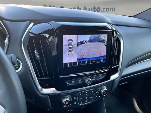 Used 2023 Chevrolet Traverse LT w/ LT Premium Package AWD/4WD image 18