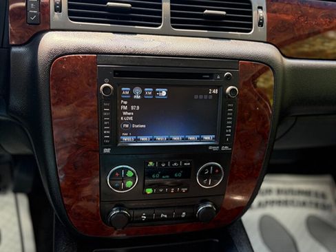 Used 2014 Chevrolet Tahoe LT AWD/4WD image 15