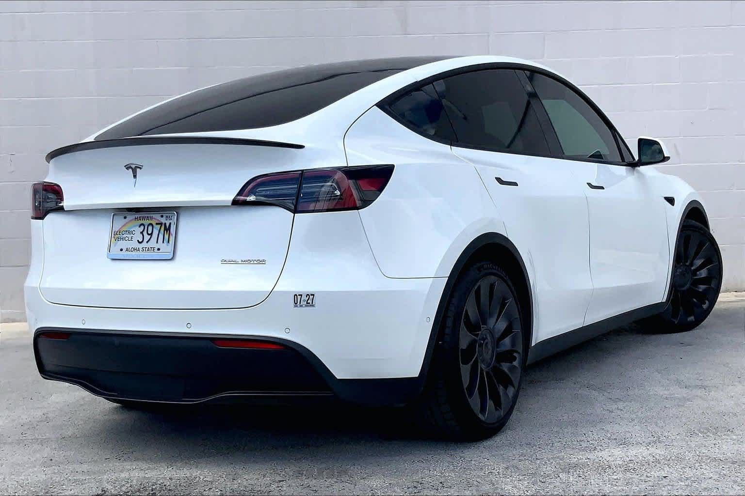 Used 2022 Tesla Model Y Performance AWD/4WD image 22