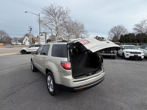 Used 2017 GMC Acadia Limited SLT image 23