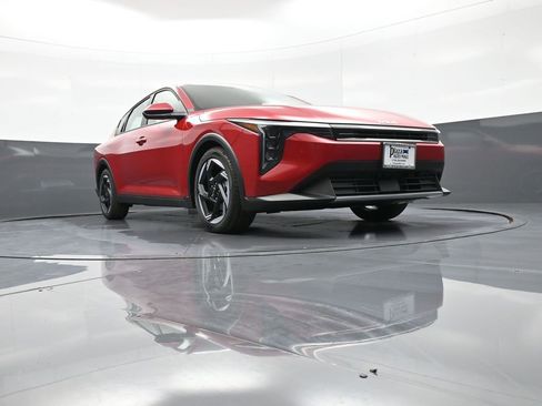 New 2025 Kia K4 EX image 27