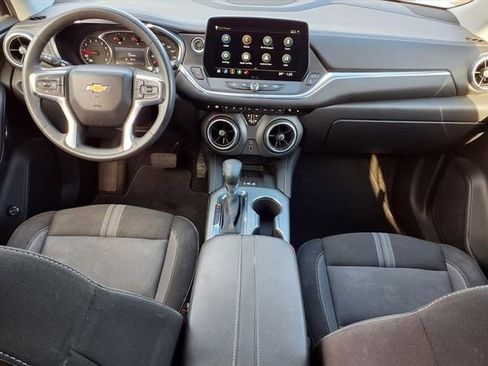 Certified 2023 Chevrolet Blazer LT w/ Convenience Package image 9