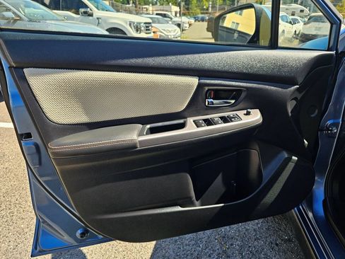 Used 2016 Subaru Crosstrek 2.0i Premium w/ Moonroof Package AWD/4WD image 22