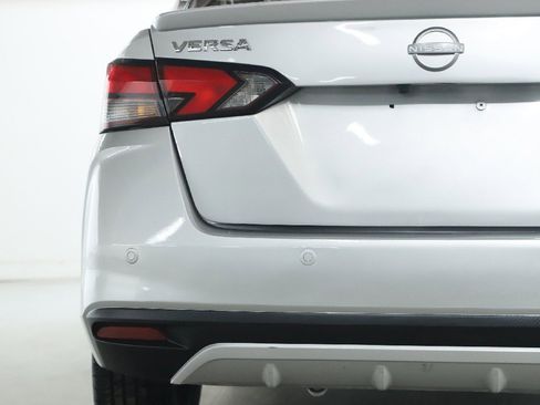 Used 2024 Nissan Versa SR image 42