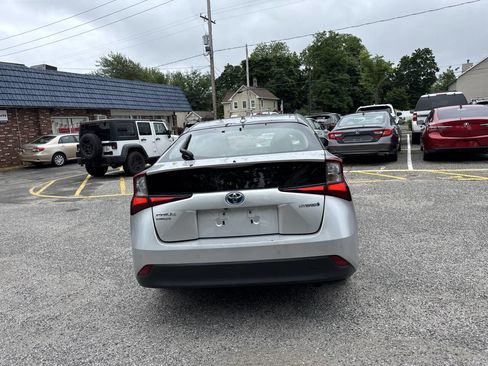 Used 2019 Toyota Prius LE image 17