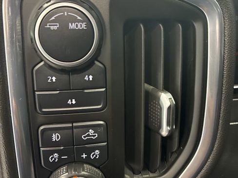 Used 2020 Chevrolet Silverado 3500 LT w/ Convenience Package image 19