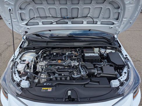 Used 2025 Toyota Corolla LE FWD image 32