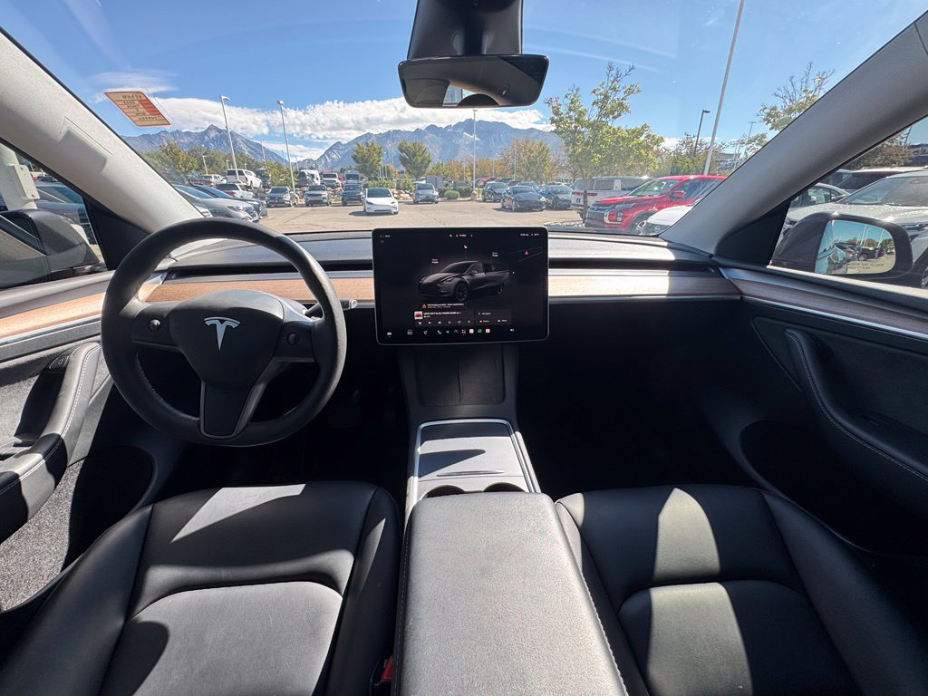 Used 2023 Tesla Model Y Long Range AWD/4WD image 18