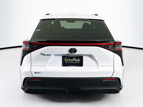 Used 2024 Toyota bZ4X XLE image 7