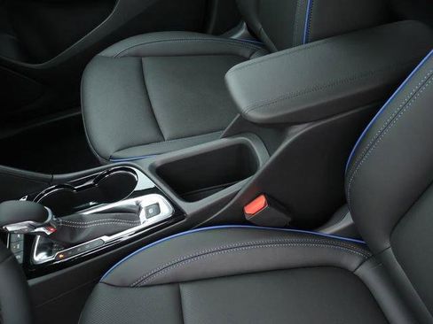 New 2026 Buick Encore GX Sport Touring AWD/4WD image 18