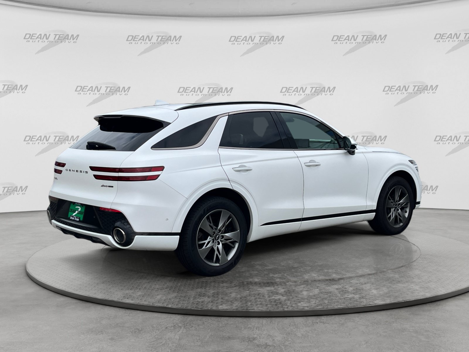 Used 2023 Genesis GV70 3.5T Sport w/ Sport Advanced Package AWD/4WD image 8