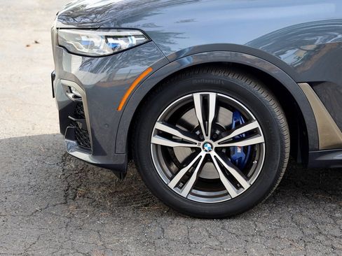 Used 2022 BMW X7 M50i w/ Cold Weather Package image 12