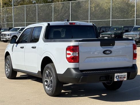 New 2026 Ford Maverick XLT w/ XLT Luxury Package image 36