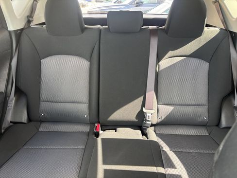 Used 2025 Kia Soul LX w/ LX Technology Package FWD image 36