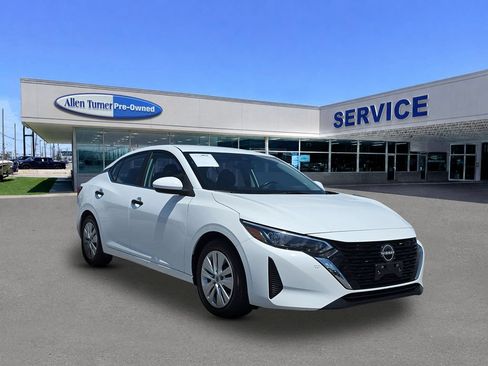 Used 2024 Nissan Sentra S FWD image 35
