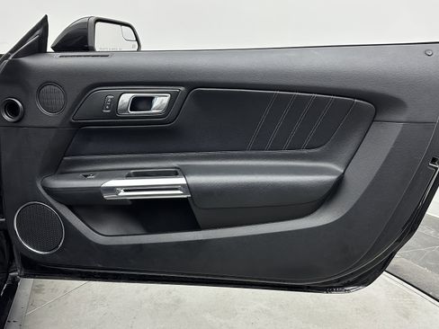 Used 2020 Ford Mustang Premium image 29