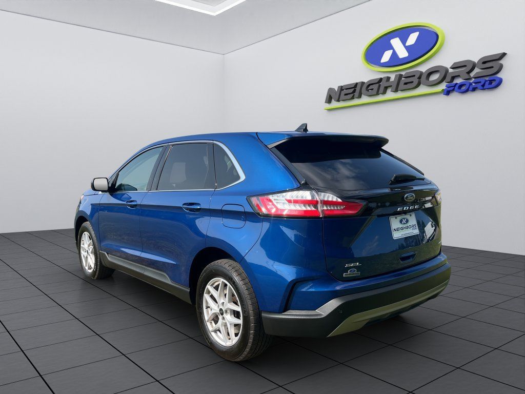 Used 2024 Ford Edge SEL w/ Convenience Package AWD/4WD image 4