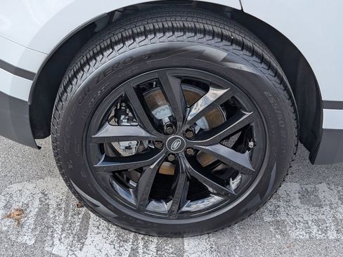 Certified 2025 Land Rover Range Rover Velar S image 30