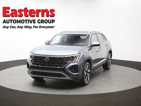 Used 2024 Volkswagen Atlas Cross Sport SE FWD image 51