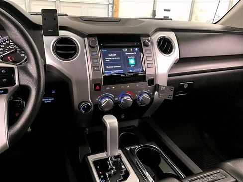Used 2016 Toyota Tundra SR5 w/ TRD Off Road Package AWD/4WD image 6