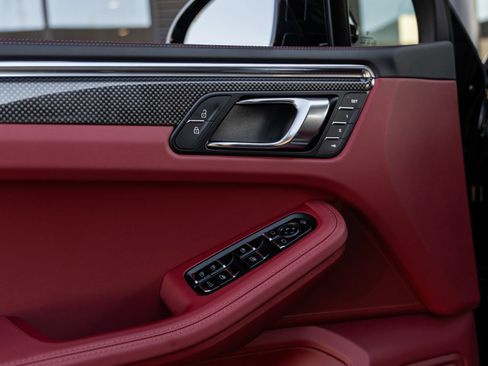 New 2026 Porsche Macan S image 20