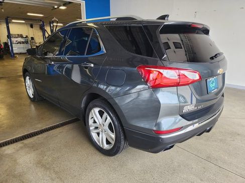 Certified 2020 Chevrolet Equinox Premier FWD image 2