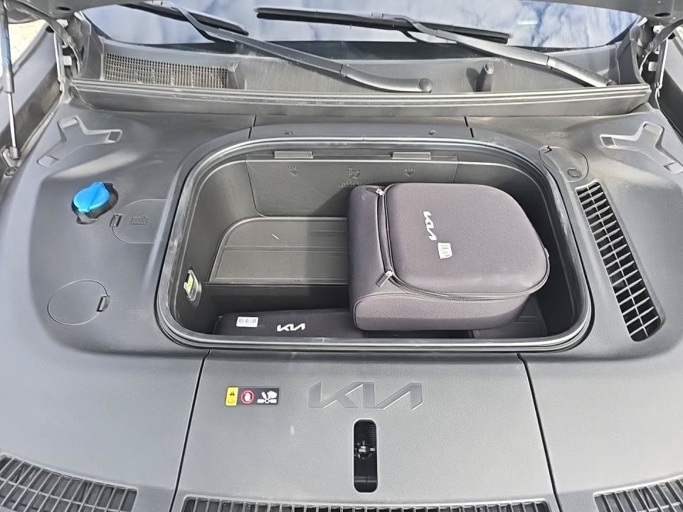 Certified 2024 Kia EV9 Land AWD/4WD image 5