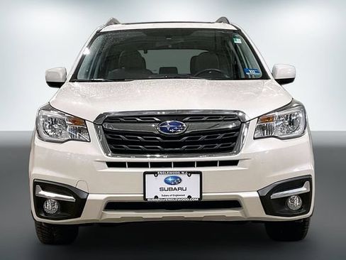 Used 2018 Subaru Forester 2.5i Limited AWD/4WD image 2