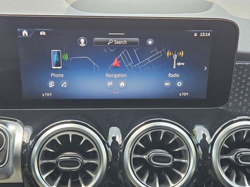 Certified 2025 Mercedes-Benz GLB 250 image 9