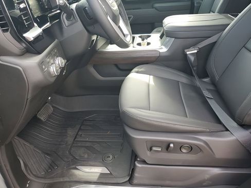 New 2026 GMC Sierra 2500 SLT w/ Texas SLT Premium Package image 32