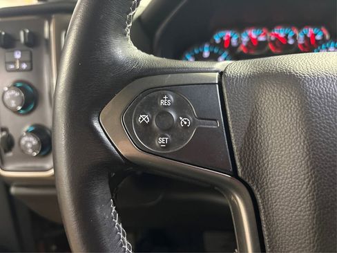 Used 2019 Chevrolet Silverado 1500 LT w/ All Star Edition image 27