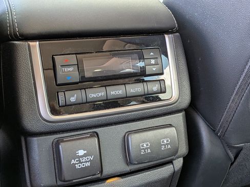 Certified 2021 Subaru Ascent Touring AWD/4WD image 16