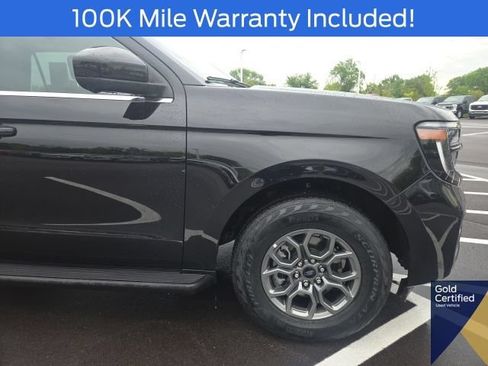 Used 2025 Ford Expedition Active AWD/4WD image 6