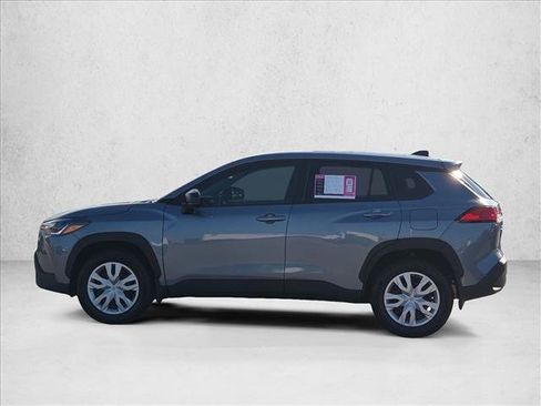 Used 2022 Toyota Corolla Cross L AWD/4WD image 9