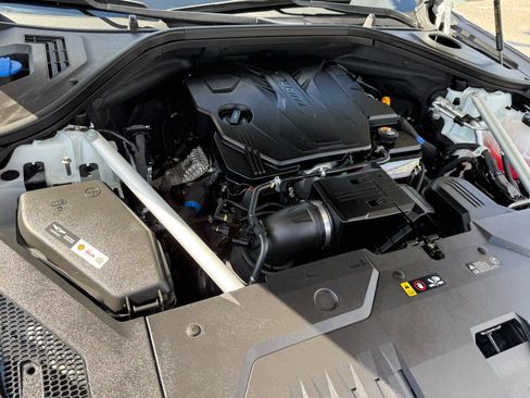 Used 2025 Genesis GV70 2.5T w/ Advanced Package image 30