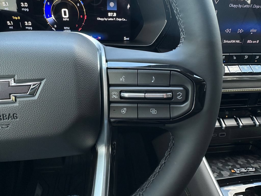 New 2026 Chevrolet Colorado ZR2 w/ Technology Package AWD/4WD image 16