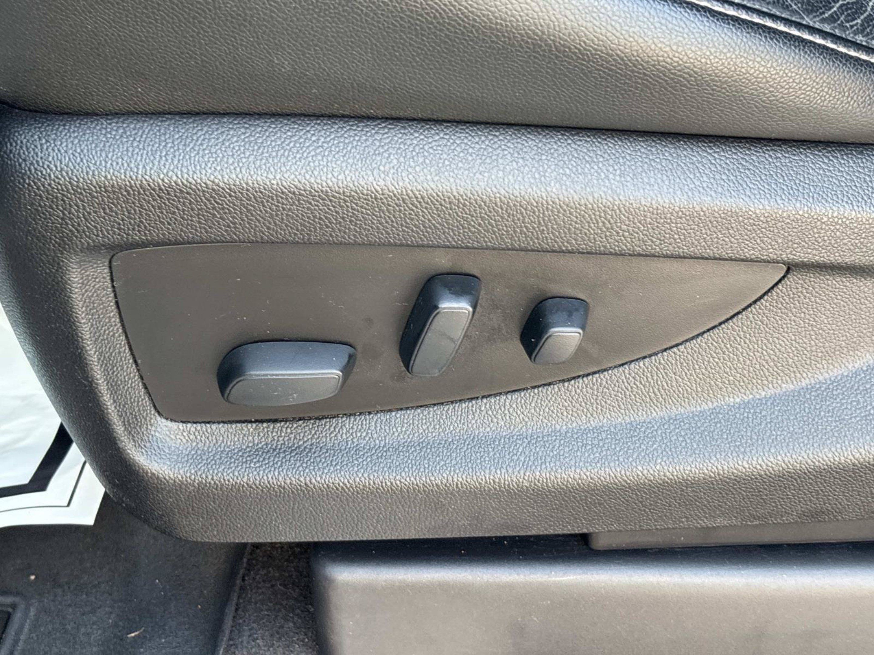 Used 2019 Chevrolet Tahoe LT AWD/4WD image 27