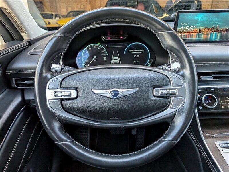 Used 2022 Genesis GV80 2.5T w/ Prestige Package 04 AWD/4WD image 19