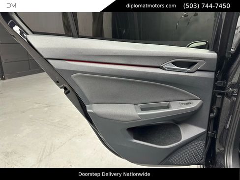 Used 2022 Volkswagen GTI S image 24