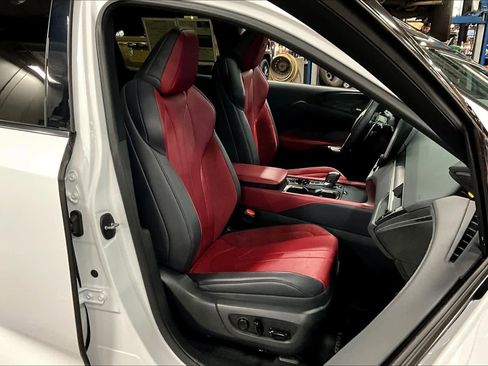 Used 2024 Lexus RX 500h F Sport image 7