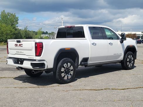 Used 2024 GMC Sierra 2500 Denali w/ Denali Reserve Package AWD/4WD image 5