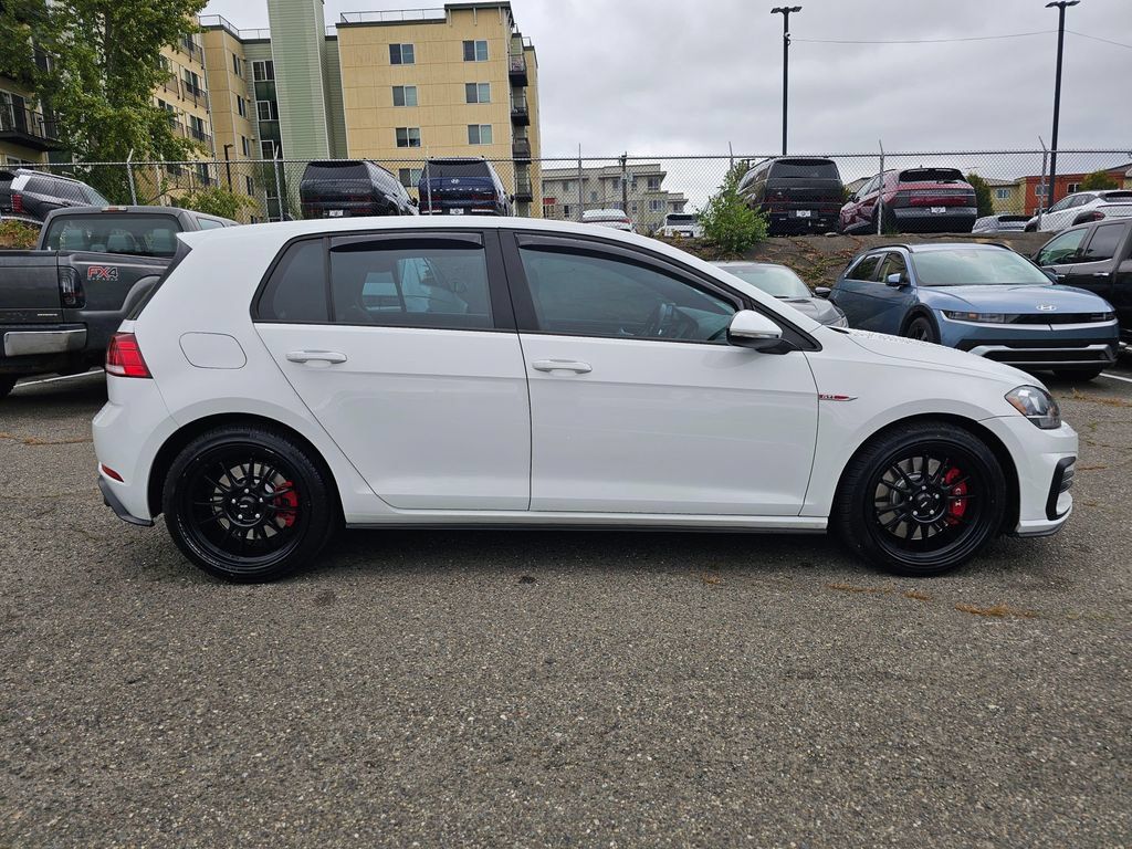 Used 2020 Volkswagen Golf 4-Door FWD image 8
