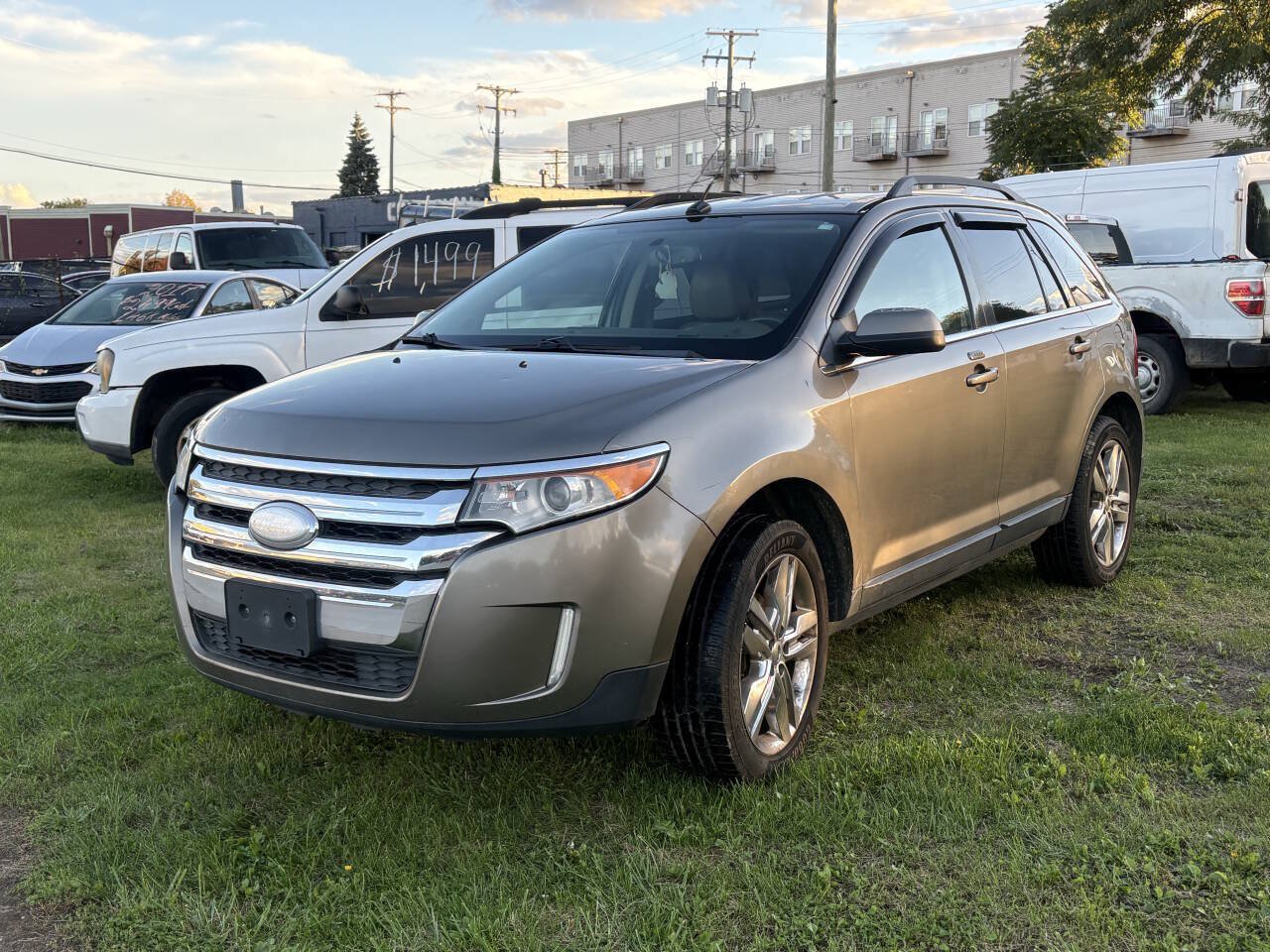 Used 2013 Ford Edge Limited AWD/4WD image 2