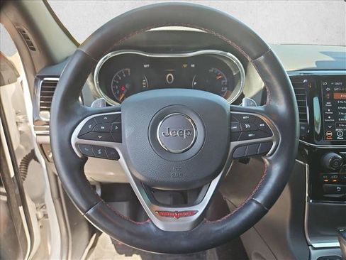 Used 2019 Jeep Grand Cherokee Trailhawk AWD/4WD image 13