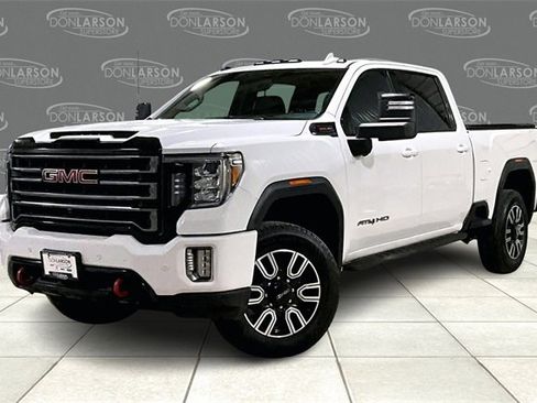 Used 2023 GMC Sierra 2500 AT4 w/ AT4 Preferred Package image 3