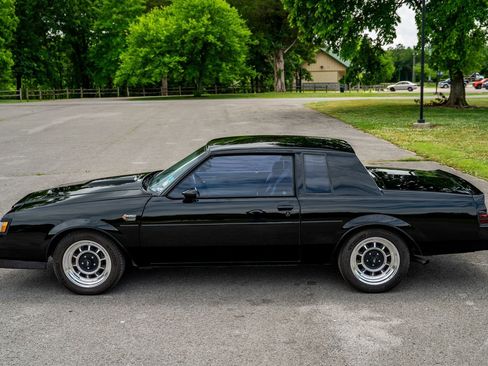Used 1987 Buick Regal Coupe RWD image 8