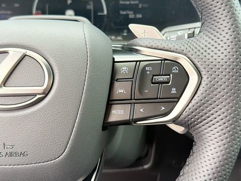 New 2026 Lexus TX 500h AWD image 40
