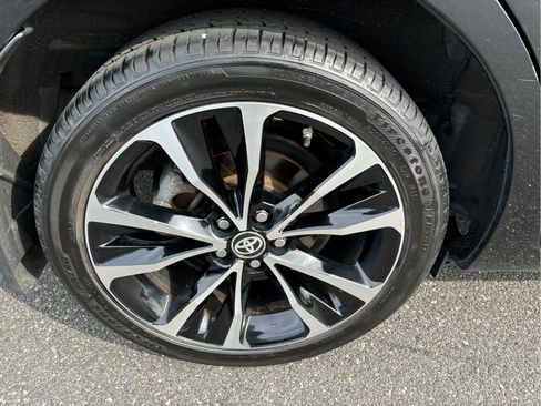 Used 2019 Toyota Corolla SE w/ SE Premium Package image 22