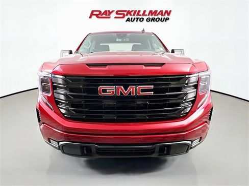 Used 2024 GMC Sierra 1500 Elevation image 2